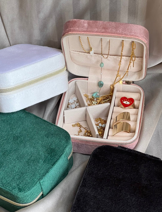 Elara jewelry organizer